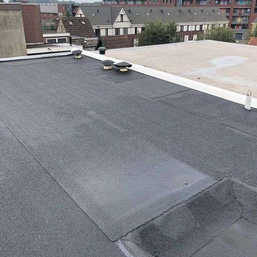 Een nieuw bitumen dak in Wijk en Aalburg Een nieuw bitumen dak in Wijk en Aalburg
